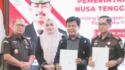 Bupati Sumbawa Barat Teken MoU Dengan Kejaksaan Tinggi NTB