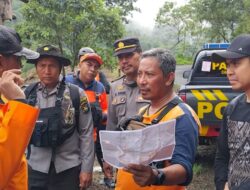 Setelah 3 Hari Pencarian Korban Hanyut, BPBD Sumbawa Fokus Kembali Di Titik Awal